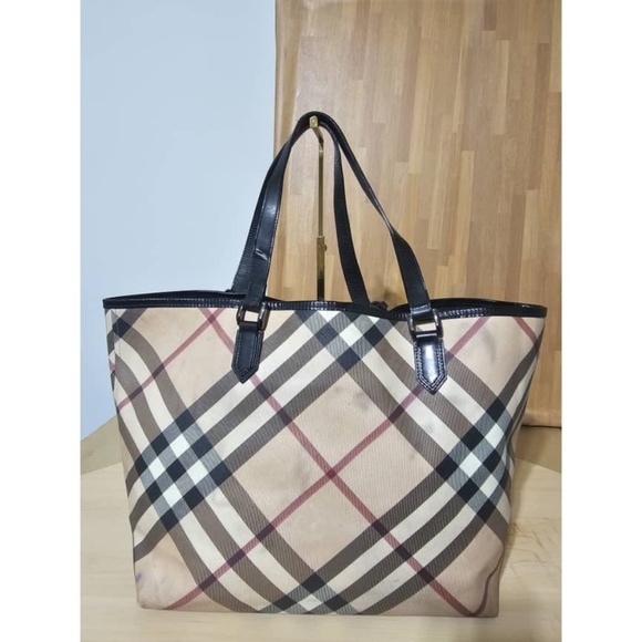 Burberry Large Super Nova Check Shoulder Bag Tote and Pochette - Picture 5 of 9